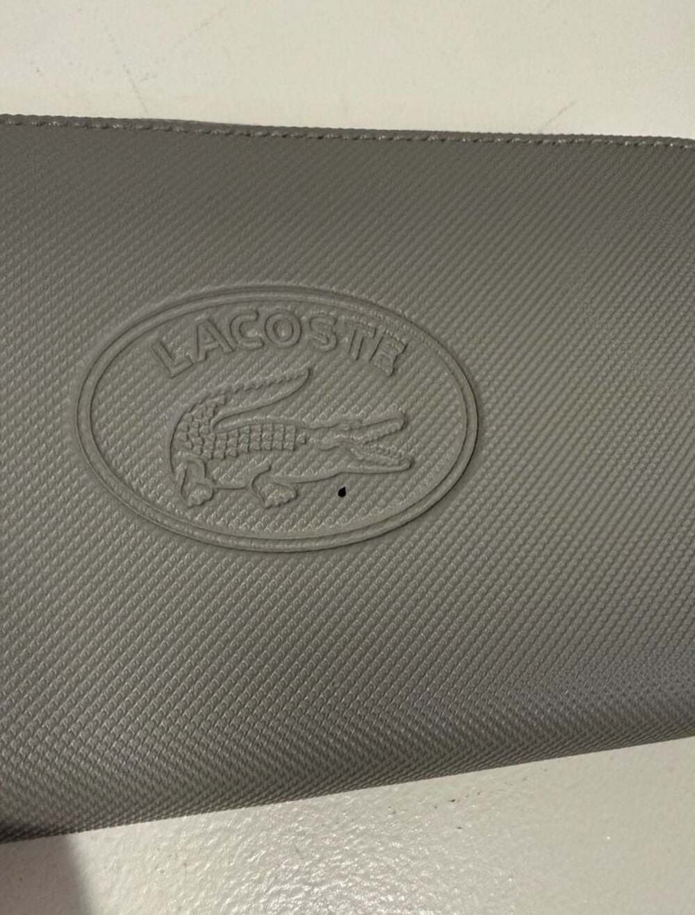 Lacoste - Picture 2 of 5